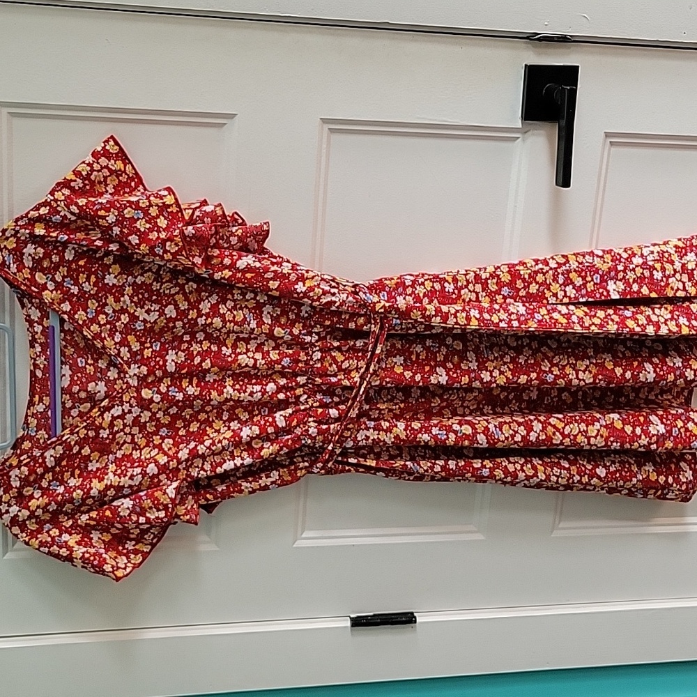 Floral dress red yellow white blue size large NWOT New without tags